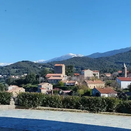 Maison En Pierre De Taille *