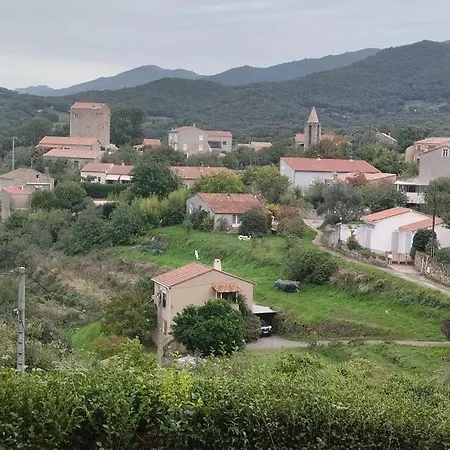 Отель Maison En Pierre De Taille *
